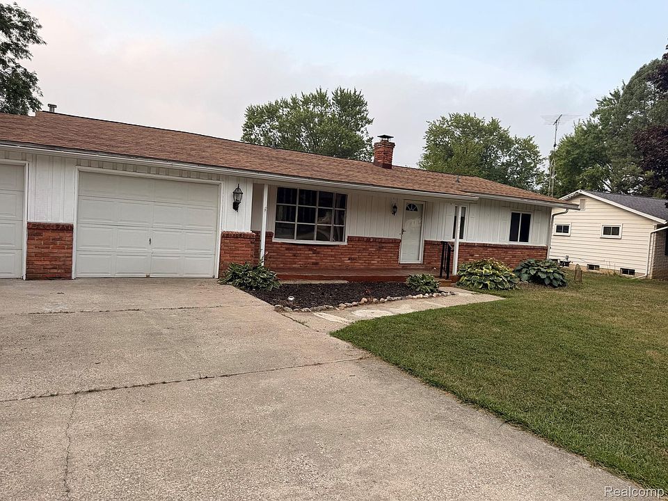 1st image of 5347 Mapletree Dr