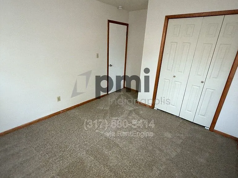 232 S Green St #A — Photo 9