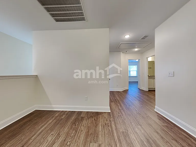 533 Lateleaf Dr — Photo 9