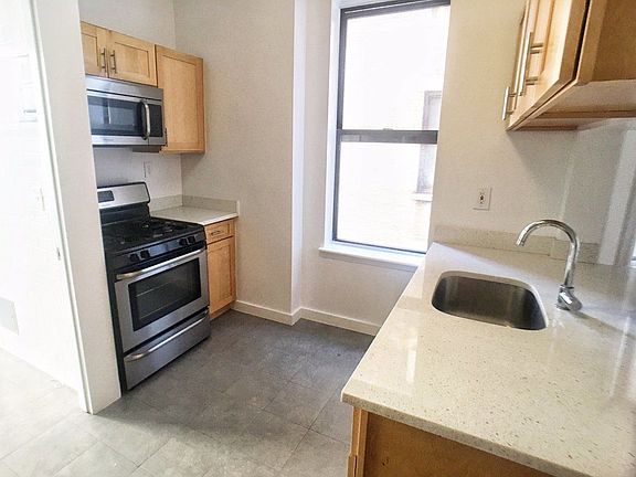 2nd image of 1949 7th Ave APT E1