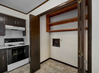 320 E Downing St #320, Springfield, MO 65807