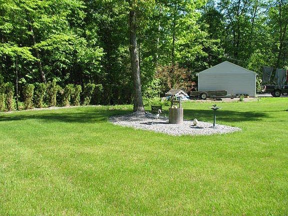 2nd image of 8 Pineview Dr