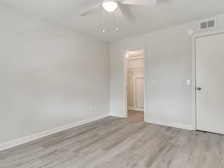 2915 Hope Ave #4 — Photo 10