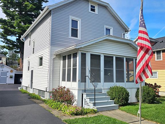 2nd image of 408 Riverside Dr