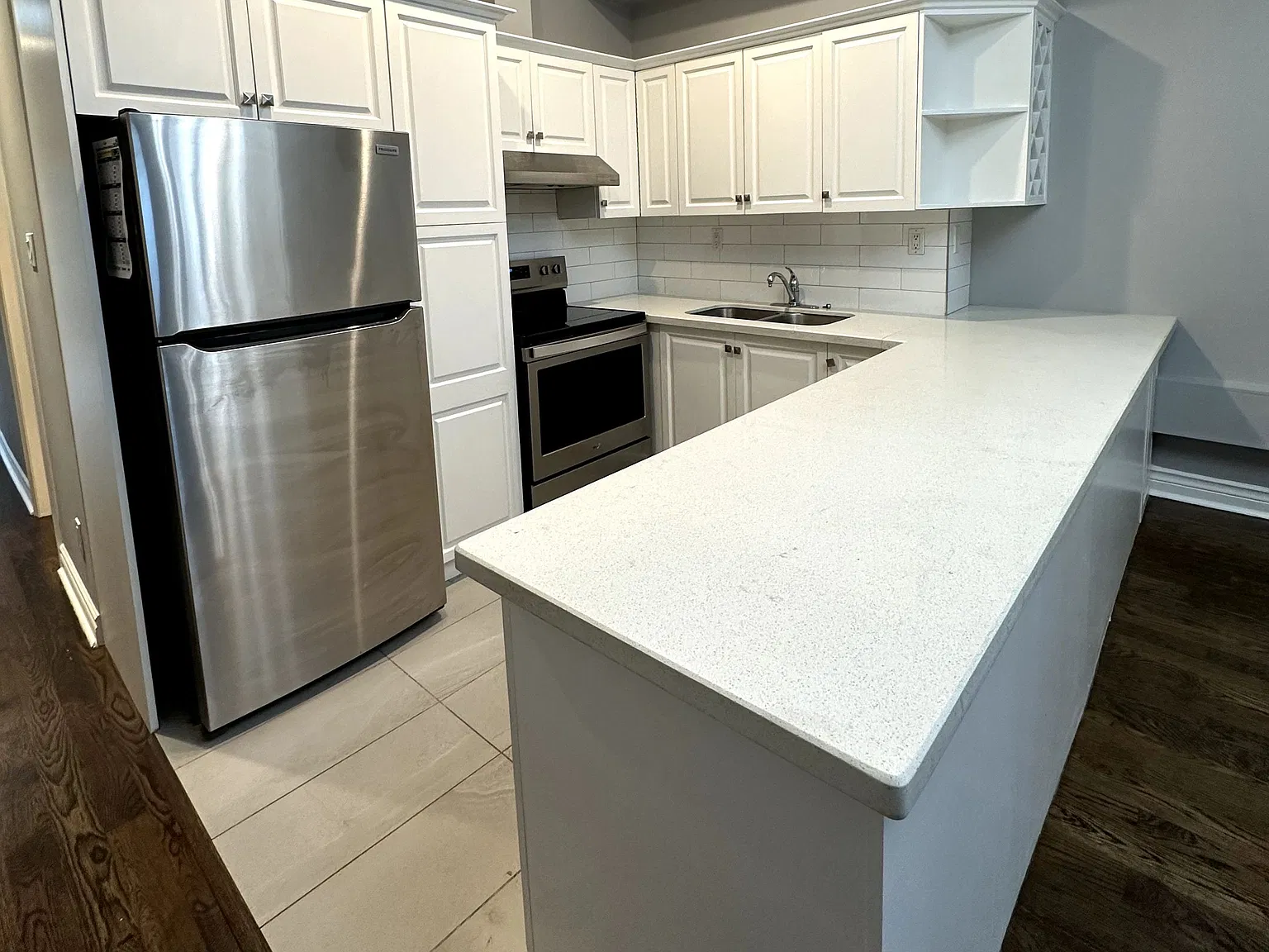 2 bed, $2,599 — Photo 3