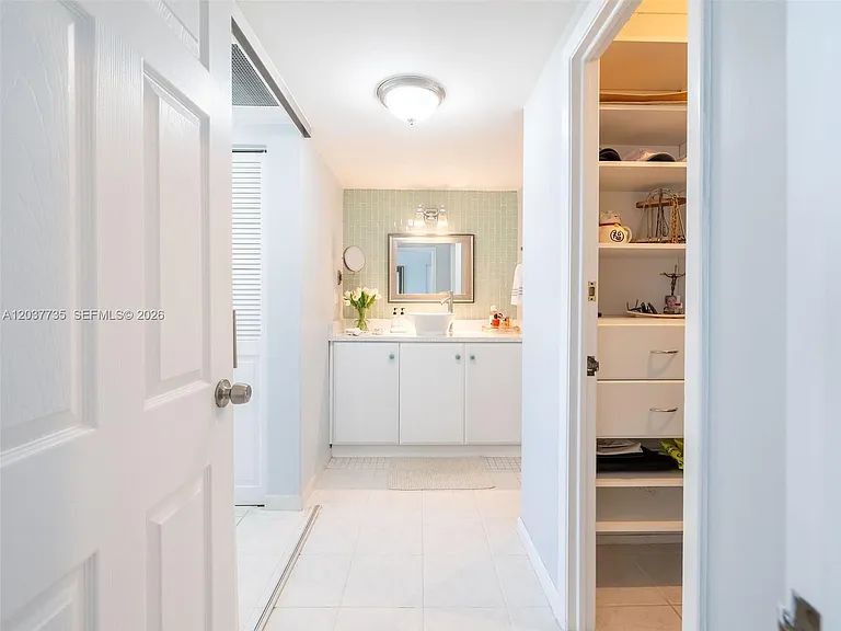 500 Bayview Dr #1520 — Photo 13