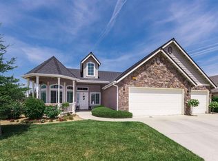 571 W Everglade Ave, Clovis, CA