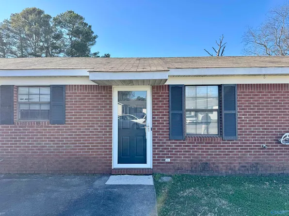 508 E McClellan St #B, Athens, AL 35611