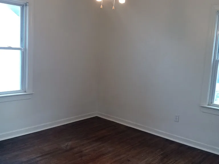 715 Southover Rd — Photo 13