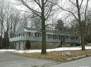 4563 Clifford Rd, Brighton, MI 48116