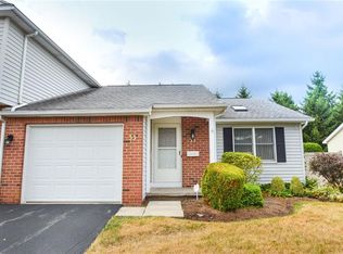 33 Flower Dale Cir, Rochester, NY 14626