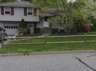 15 Oxbow Rd, Lexington, MA 02421