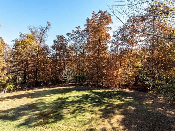 5th image of 6914 Bucksland Dr