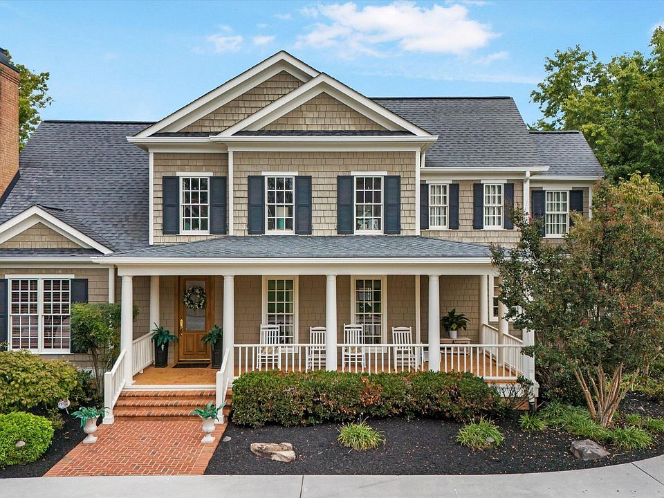 1st image of 461 Broadmoor Dr