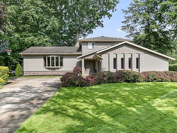 2nd image of 6605 Duneden Ave