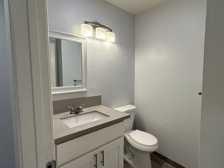 436 Palm Dr #5 — Photo 12