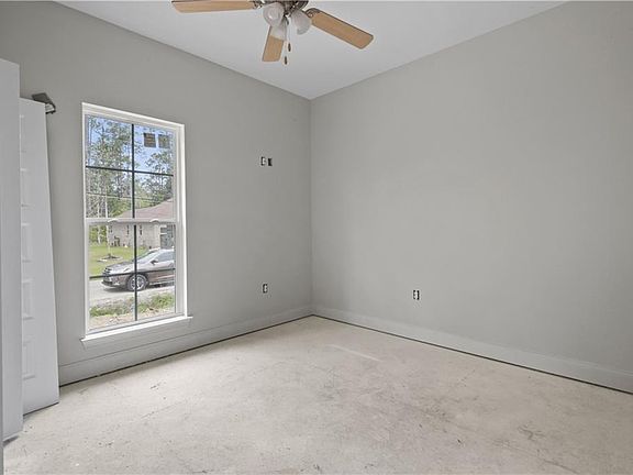4th image of 61058 N Mill Rd