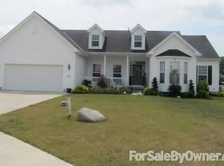 8373 Burlington Dr, North Ridgeville, OH 44039