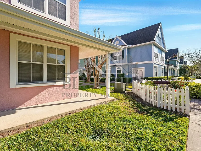 4005 Venetian Bay Dr #108 — Photo 30
