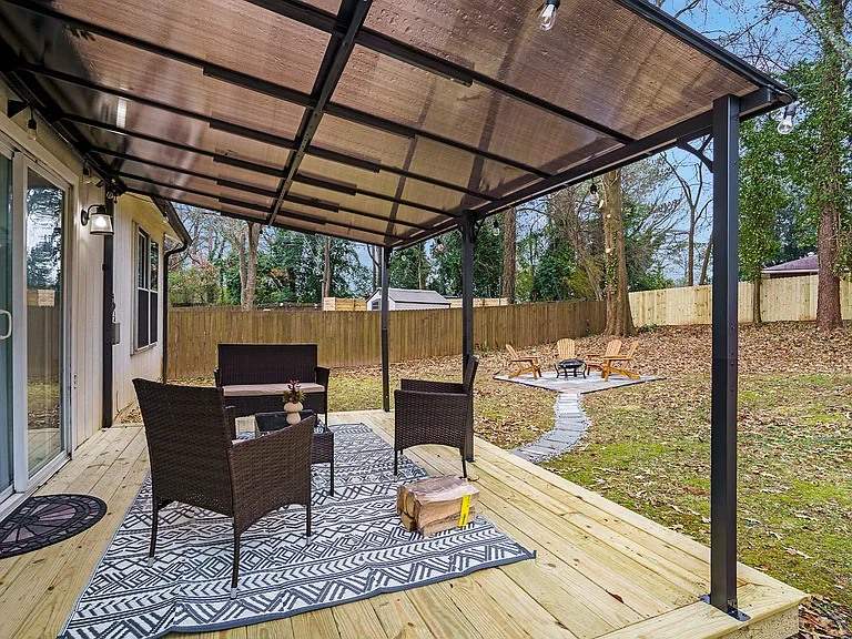 1541 Clifton Downs Dr SE — Photo 15