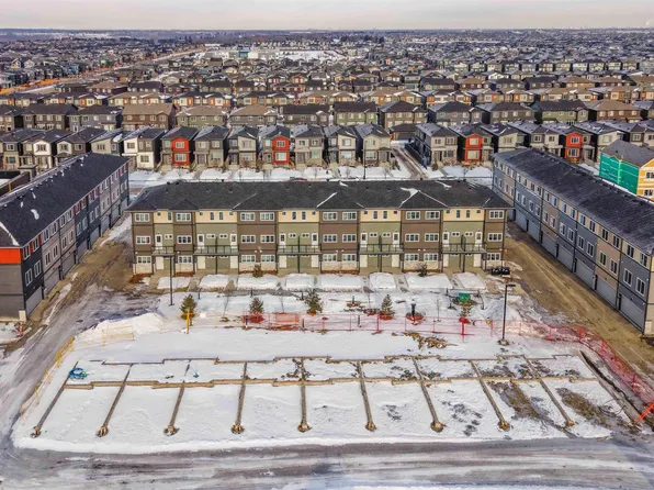 18120 28th Ave SW #64, Edmonton, AB T6W 5E4