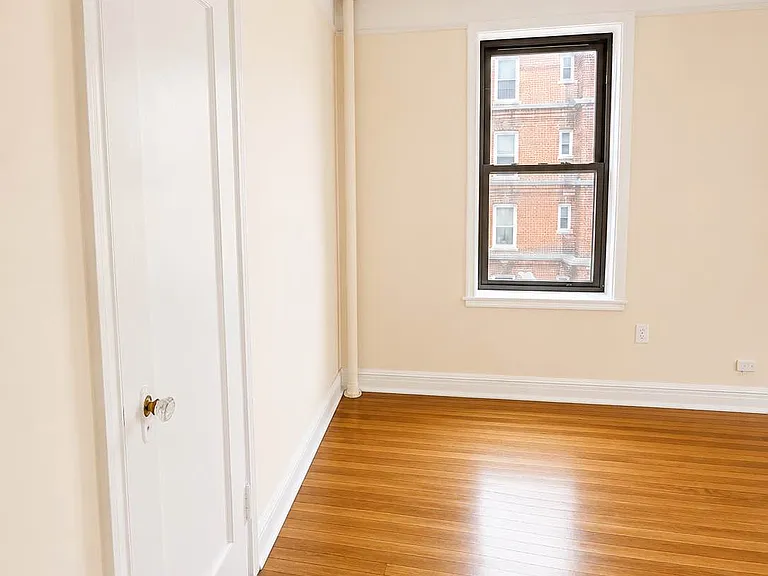 4015 Hampton St #4J — Photo 5