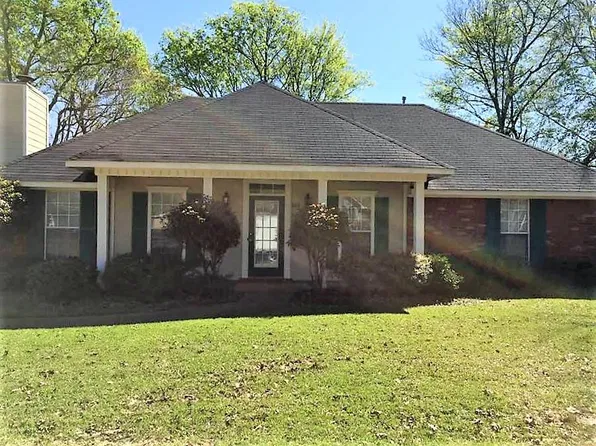 603 S Spring St, Grove, OK 74344