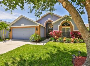 7613 Bristol Park Dr, Apollo Beach, FL 33572
