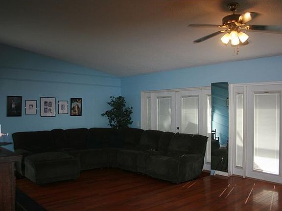 2nd image of 10507 Willowbrae Dr