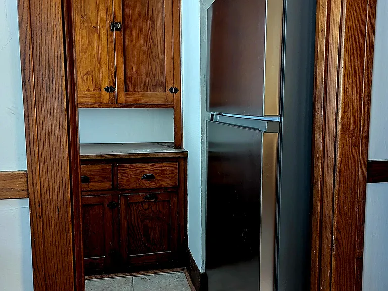 326 Logan St — Photo 10