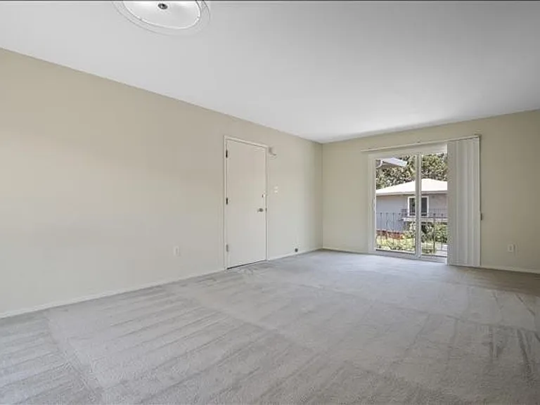 254 College Ave Palo Alto near Evergreen Park — Photo 4