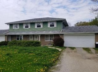 21400 Jill Ct, Brookfield, WI 53045