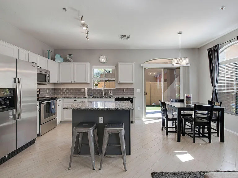 Kitchen and breakfast nook