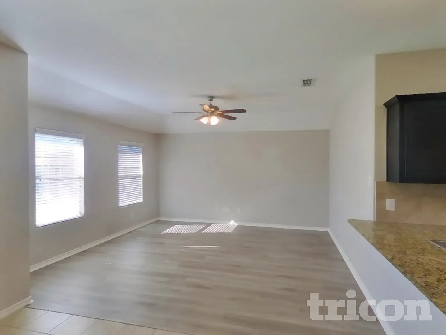613 River Rock Drive Azle TX — Photo 3