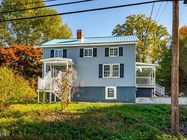 924 River Road, Schodack Landing, NY 12156