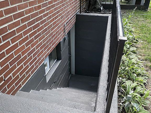 New sealed concrete stairs