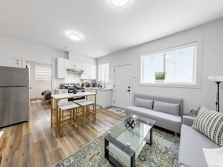 Millar Rd — Photo 14