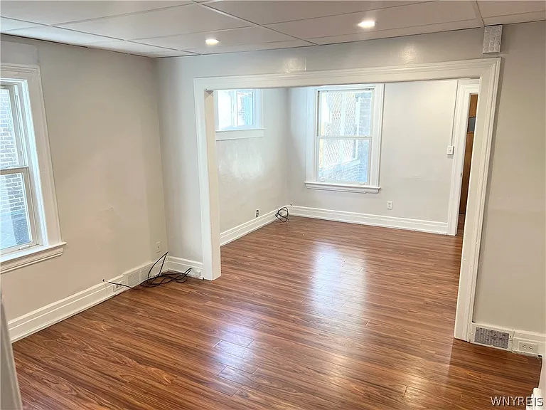 642 Ashland Ave — Photo 5