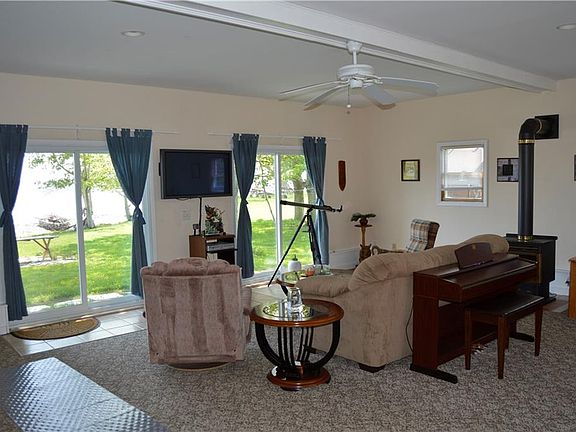 3rd image of 23161 Beach Road Ext