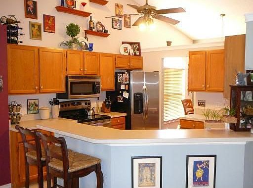 4th image of 12627 Crayford Ave