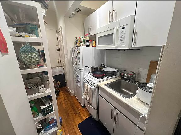 5th image of 233 E 12th St APT 1C