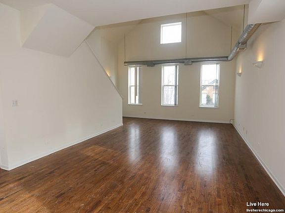 2nd image of 1255 N Greenview Ave Unit 1