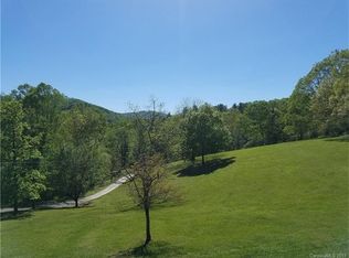 9999 George Allen Rdg, Arden, NC 28704