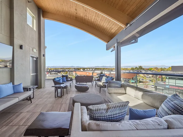 Sky lounge terrace