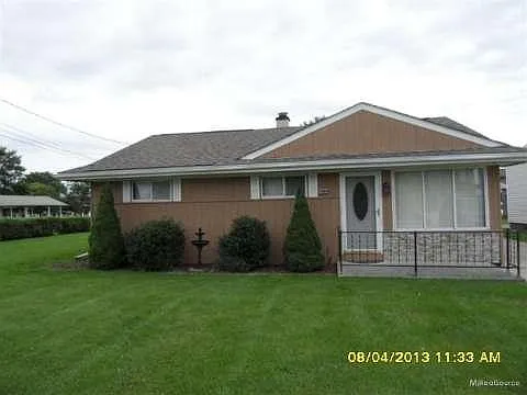 38994 Archer Dr photo 1