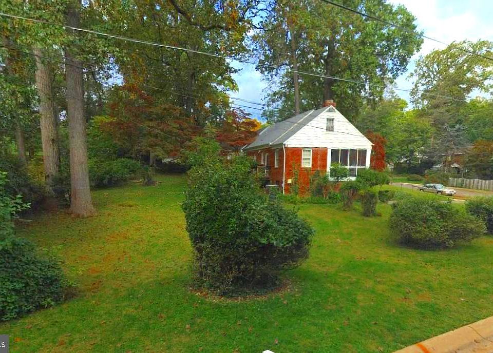 2nd image of 10300 Edgewood Ave