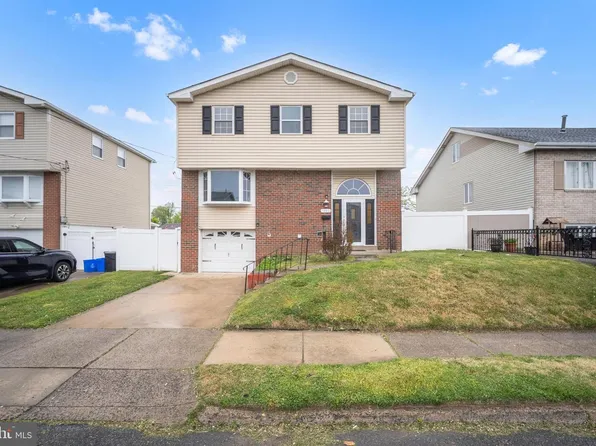 1843 Sanford St, Philadelphia, PA 19116