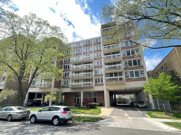 165 N Kenilworth Ave APT 2A, Oak Park, IL 60301