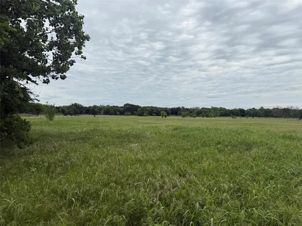 10994 Metz Rd, Sanger, TX 76266