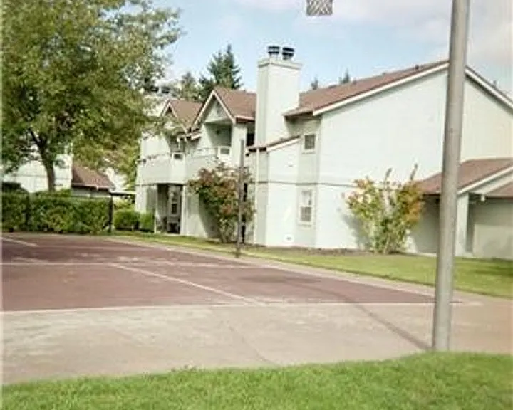 The Vineyards Apartments - Bremerton, WA. — Photo 40